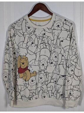 Disney Winnie the Pooh Sweatshirt Womens  Small Pullover Crewneck Cartoon Bear